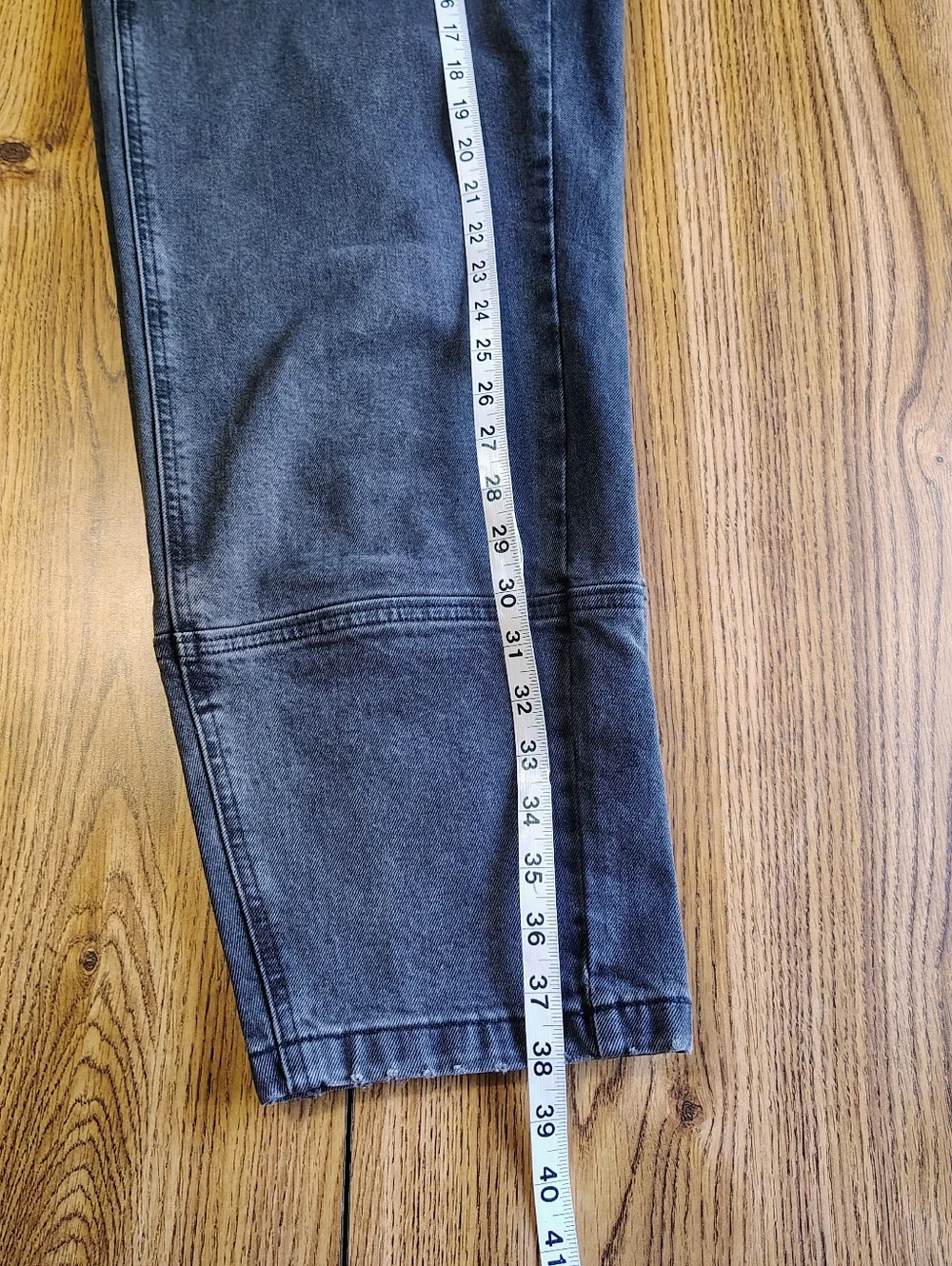 Everlane Utility Barrel Jeans Organic Cotton, Women's, Washed Black size 27. - Picture 14 of 16